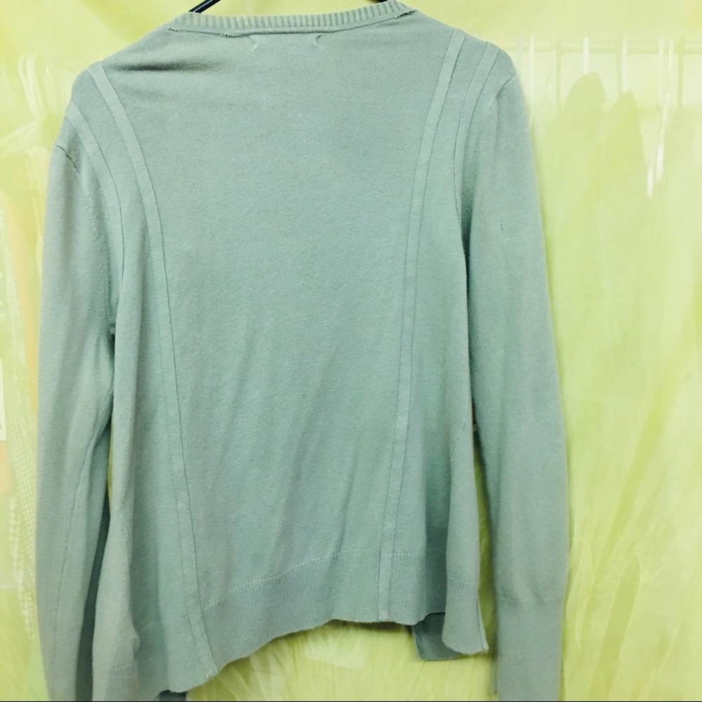 Sweater - Picture 2 of 2